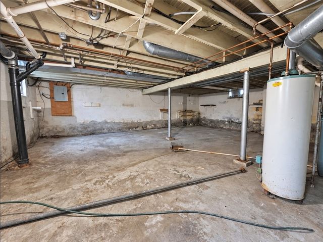 419 S Clairmont Avenue, Springfield, OH 45505