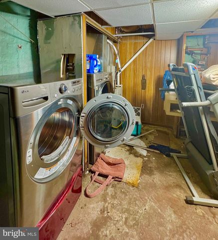 1534 S CORLIES ST, Philadelphia, PA 19146