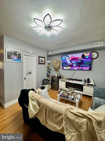 1534 S CORLIES ST, Philadelphia, PA 19146