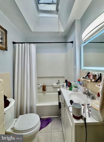 1534 S CORLIES ST, Philadelphia, PA 19146