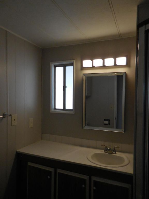 Image 20 of property listing at 221 W Herndon Avenue # 178, Pinedale, CA 93650