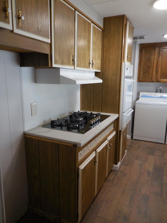 Image 9 of property listing at 221 W Herndon Avenue # 178, Pinedale, CA 93650