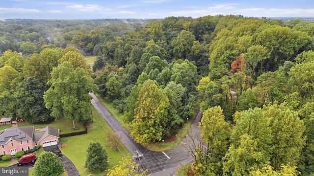 12900 CIRCLE DR, Rockville, MD 20850