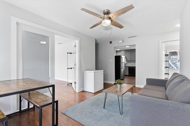 50 Saragossa St C, St Augustine, FL 32084