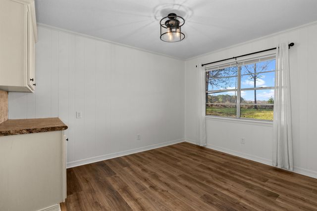 9766 FM 1662, Laneville, TX 75667