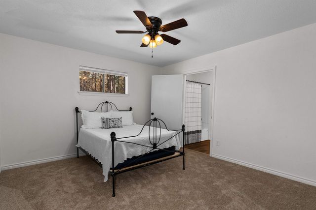 9766 FM 1662, Laneville, TX 75667