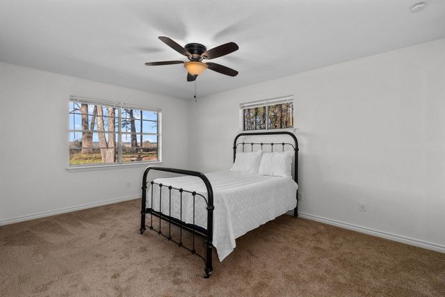 9766 FM 1662, Laneville, TX 75667