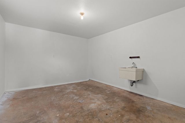 9766 FM 1662, Laneville, TX 75667