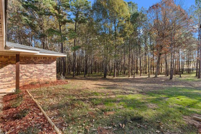 9766 FM 1662, Laneville, TX 75667