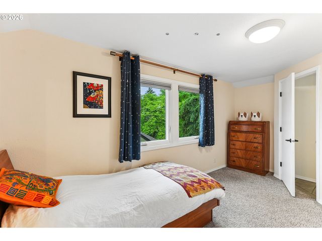 7315 N SEWARD Ave, Portland, OR 97217