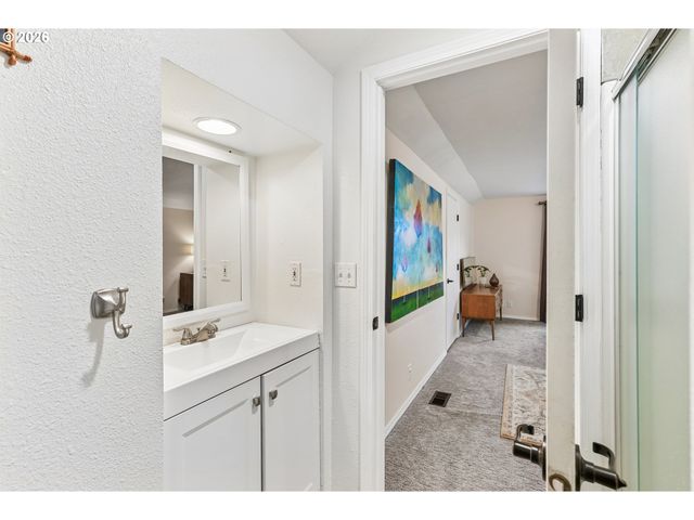 7315 N SEWARD Ave, Portland, OR 97217