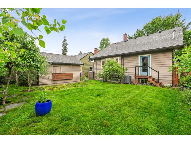 7315 N SEWARD Ave, Portland, OR 97217