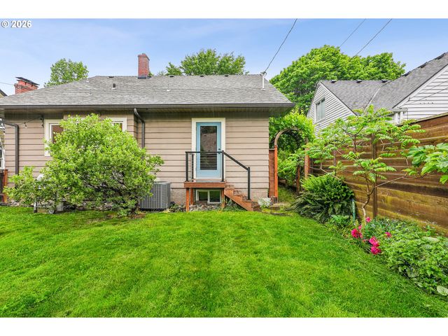 7315 N SEWARD Ave, Portland, OR 97217