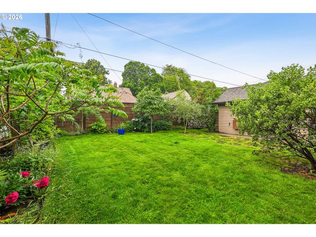 7315 N SEWARD Ave, Portland, OR 97217