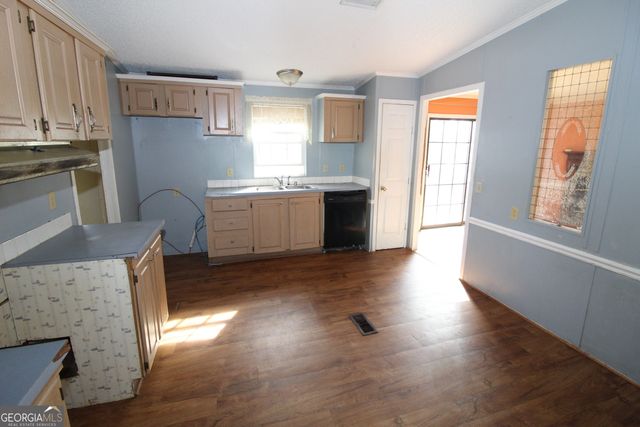 888 S Steel Bridge Road, Eatonton, GA 31024