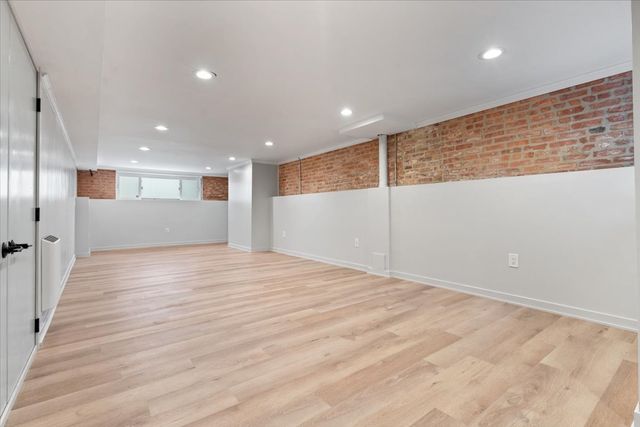 3221 W Fulton Boulevard, Chicago, IL 60624