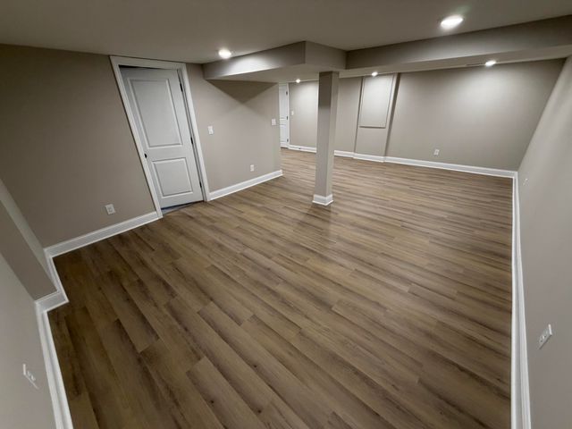 2933 W 38th Place, Hobart, IN 46342