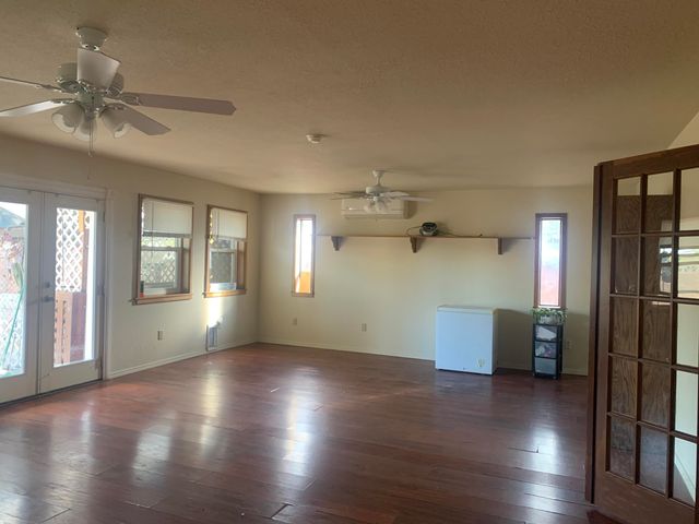 536 Coronado Drive, Bernalillo, NM 87004