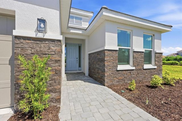 7740 BLUE MOON RUN, Sarasota, FL 34241