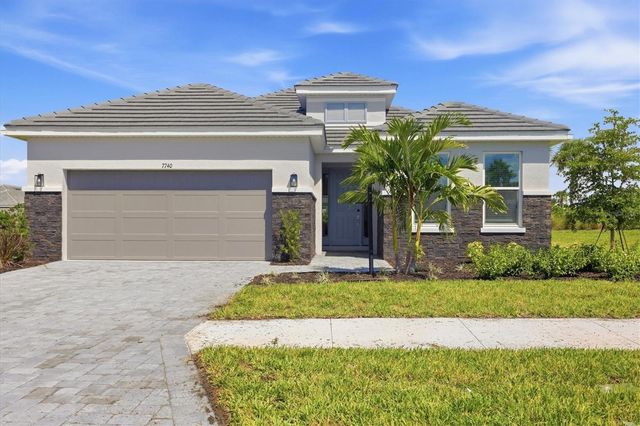 7740 BLUE MOON RUN, Sarasota, FL 34241