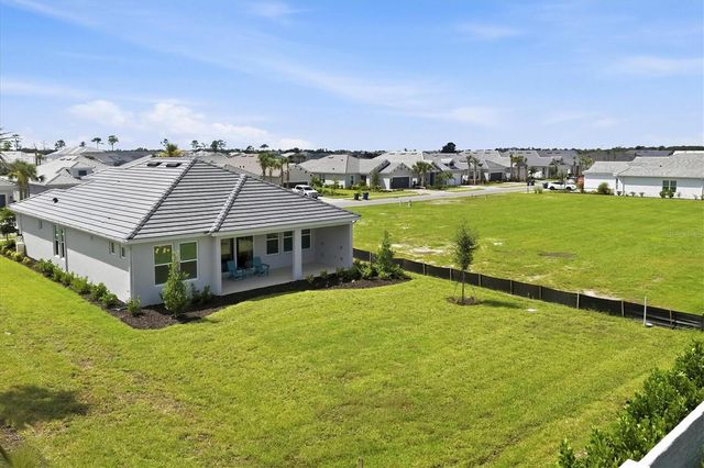 7740 BLUE MOON RUN, Sarasota, FL 34241