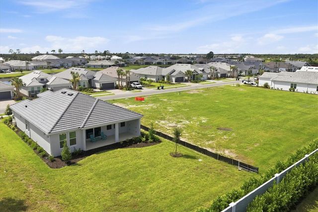 7740 BLUE MOON RUN, Sarasota, FL 34241