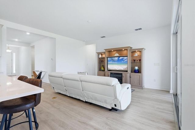 7740 BLUE MOON RUN, Sarasota, FL 34241