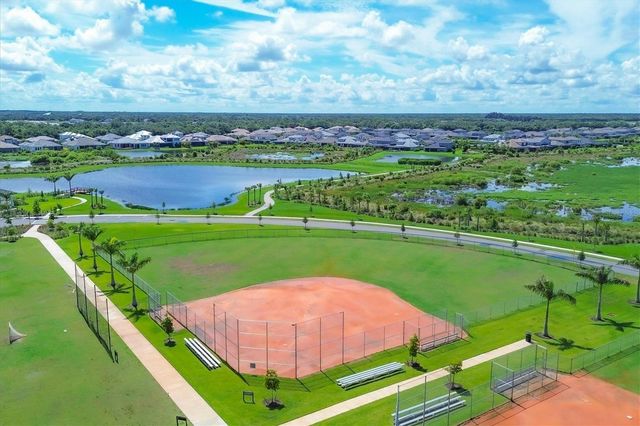 7740 BLUE MOON RUN, Sarasota, FL 34241