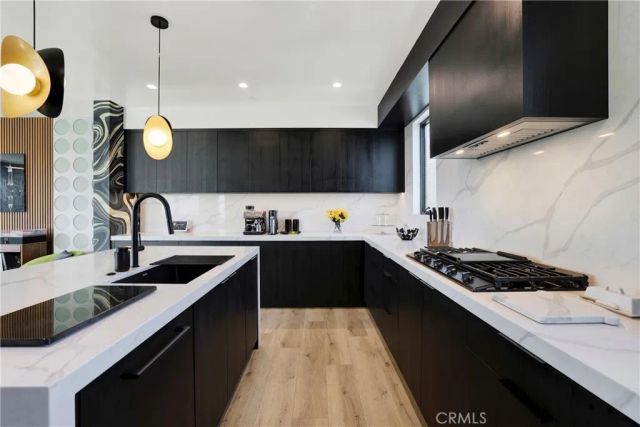 1035 W Spruce, San Diego, CA 92103
