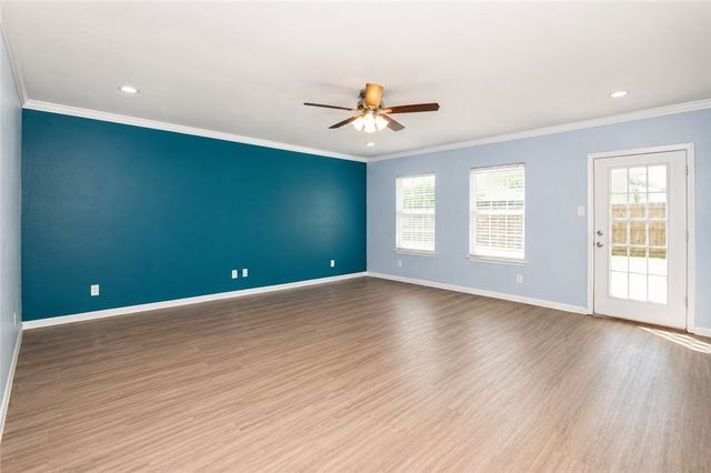 1001 Driftwood Pl, Corpus Christi, TX 78411