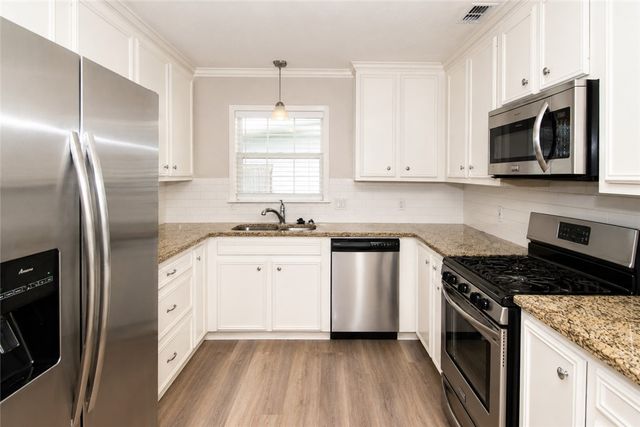 1001 Driftwood Pl, Corpus Christi, TX 78411