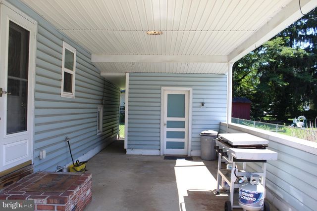 22 CAROLE RD, Newark, DE 19713
