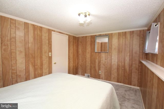 22 CAROLE RD, Newark, DE 19713