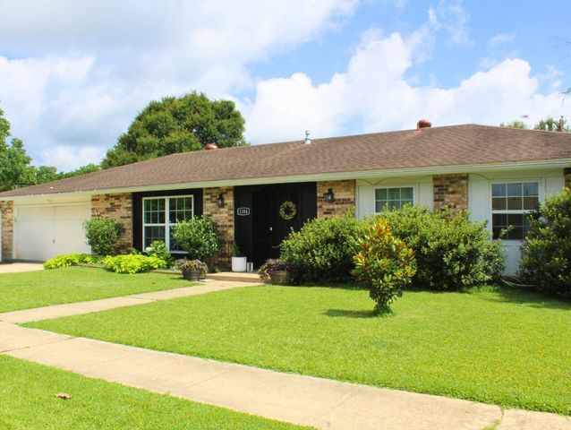 1104 Meadowbrook, Deridder, LA 70634