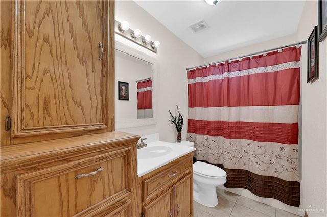 1607 W Main Street, Rio Grande City, TX 78582