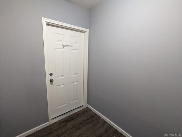 3144 Route 9W 400, New Windsor, NY 12553