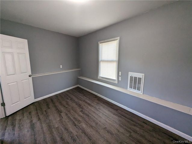 3144 Route 9W 400, New Windsor, NY 12553