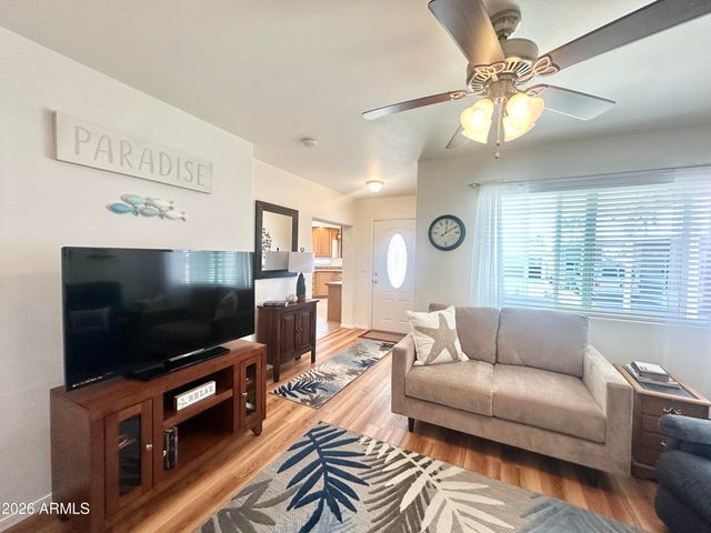 725 S EMERALD Drive, Apache Junction, AZ 85119