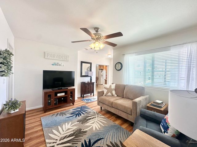 725 S EMERALD Drive, Apache Junction, AZ 85119