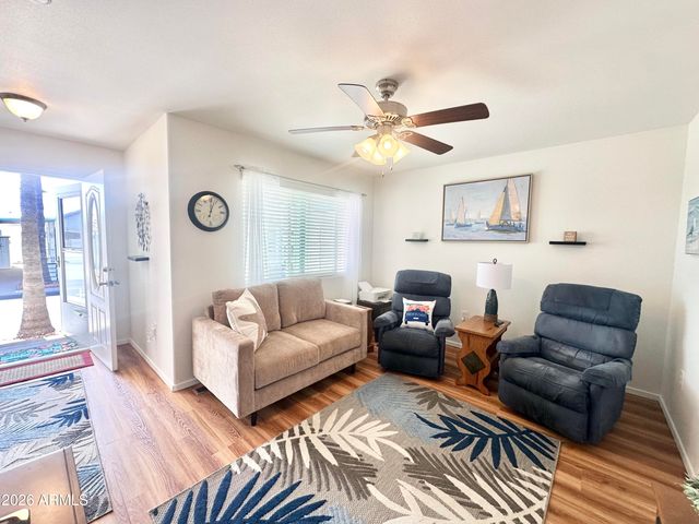 725 S EMERALD Drive, Apache Junction, AZ 85119