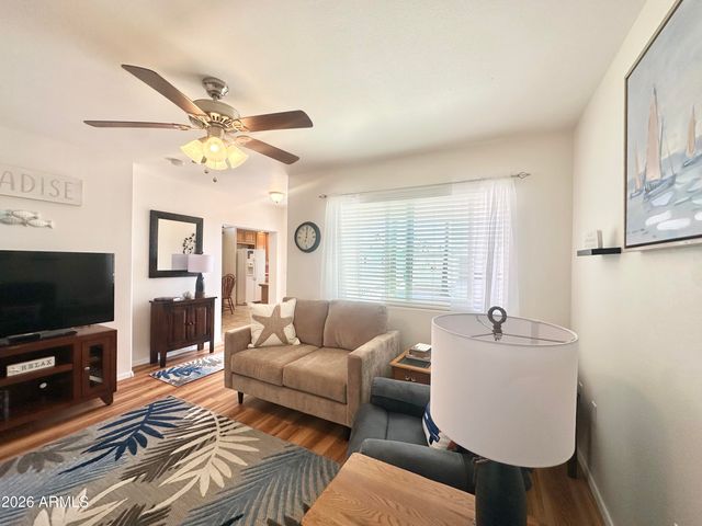 725 S EMERALD Drive, Apache Junction, AZ 85119