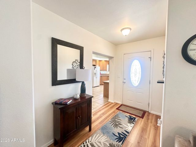 725 S EMERALD Drive, Apache Junction, AZ 85119