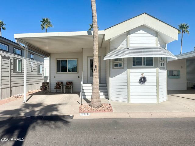 725 S EMERALD Drive, Apache Junction, AZ 85119