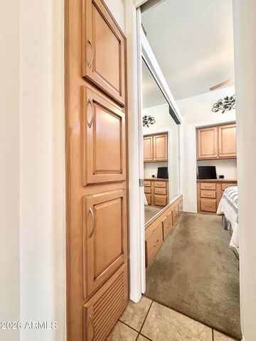 725 S EMERALD Drive, Apache Junction, AZ 85119