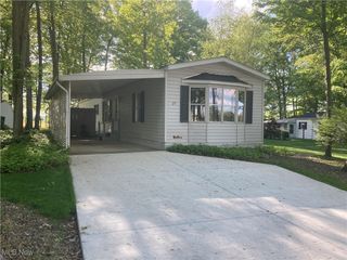 1229 Columbiana Lisbon Road 39, Columbiana, OH 44408