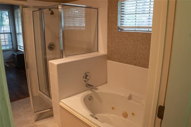 1812 NW 160th Place, Edmond, OK 73013