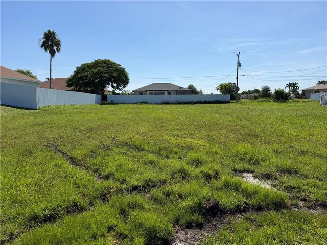 1121 NW 6TH AVENUE, Cape Coral, FL 33993