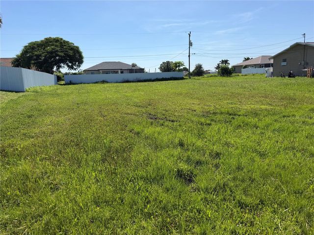 1121 NW 6TH AVENUE, Cape Coral, FL 33993