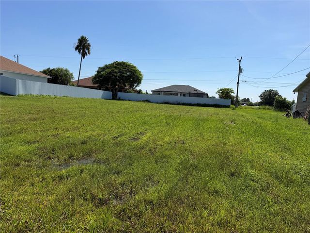 1121 NW 6TH AVENUE, Cape Coral, FL 33993
