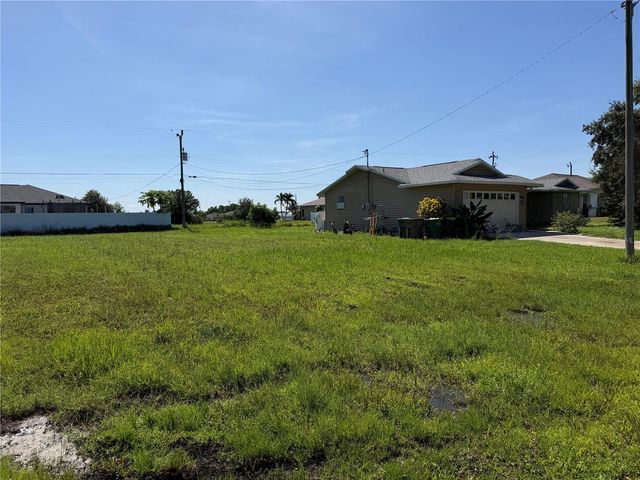 1121 NW 6TH AVENUE, Cape Coral, FL 33993